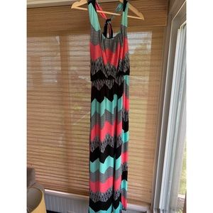 Trixxi Maxi Dress size small